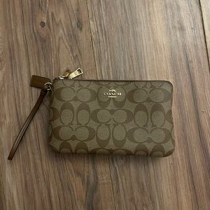 Coach Wristlet Wallet